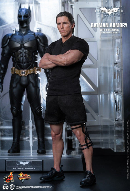 Hot Toys MMS702 - DC Comics - Batman : The Dark Knight Rises - Batman Armory & Bruce Wayne