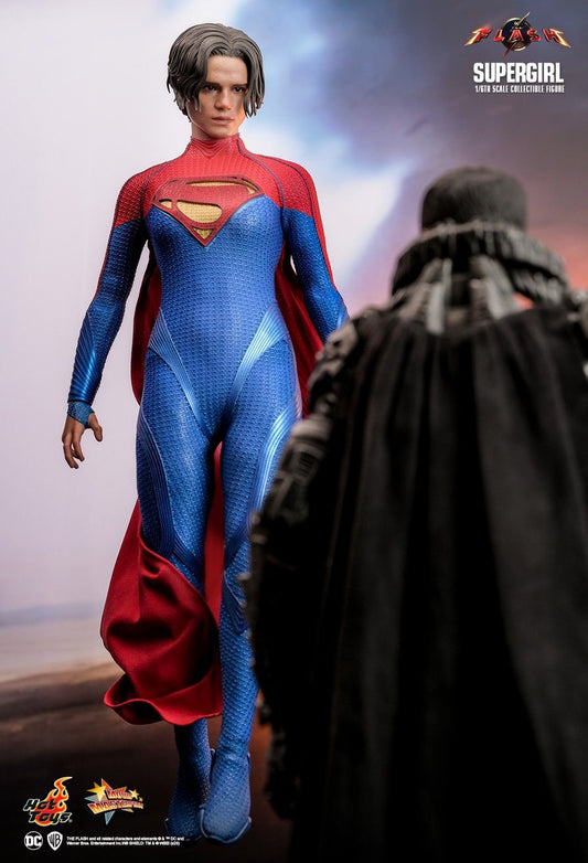 Hot Toys MMS715 - DC Comics - The Flash - Supergirl