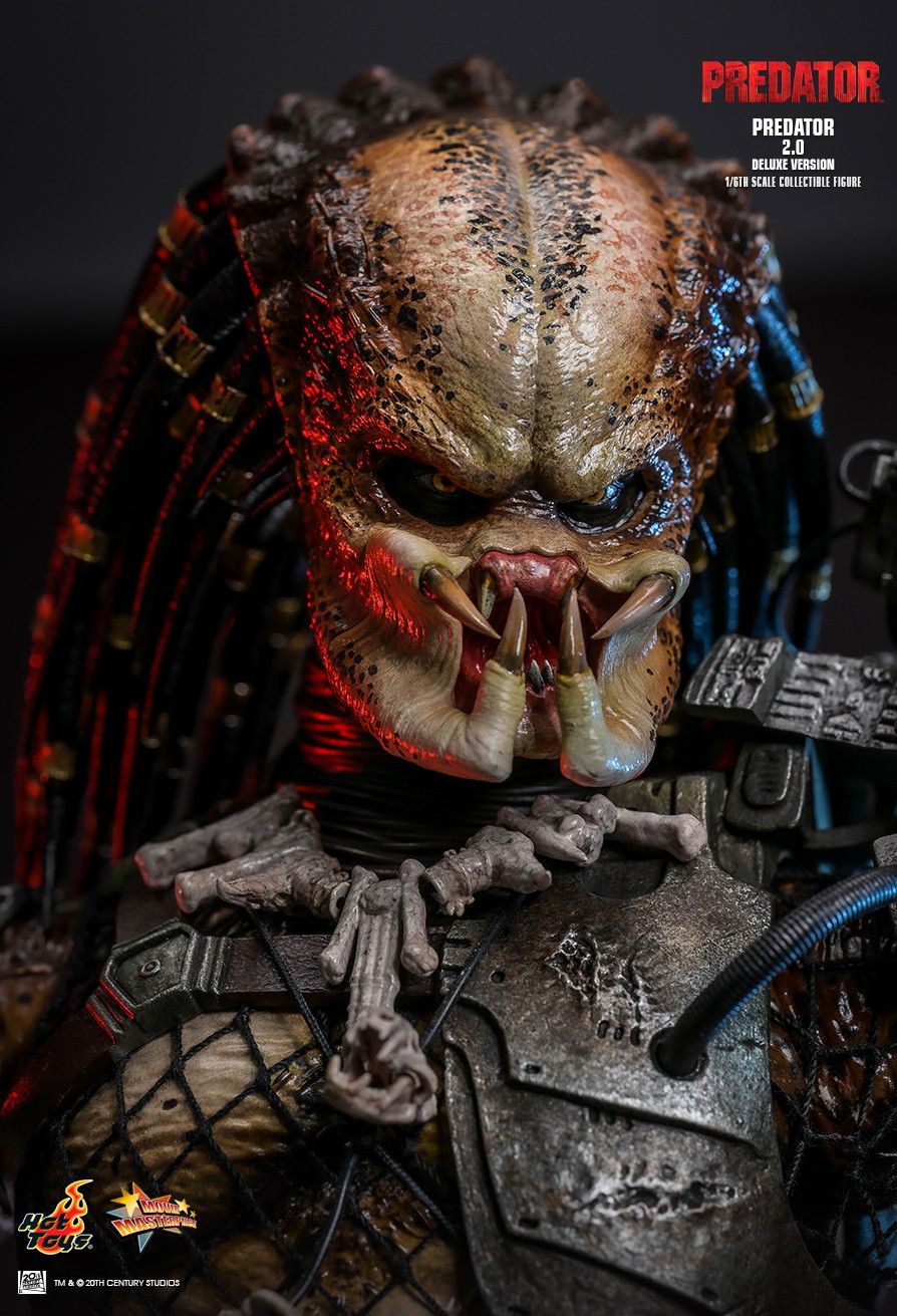 Hot Toys MMS817 - Predator - Predator Deluxe Version 【Pre-Order】
