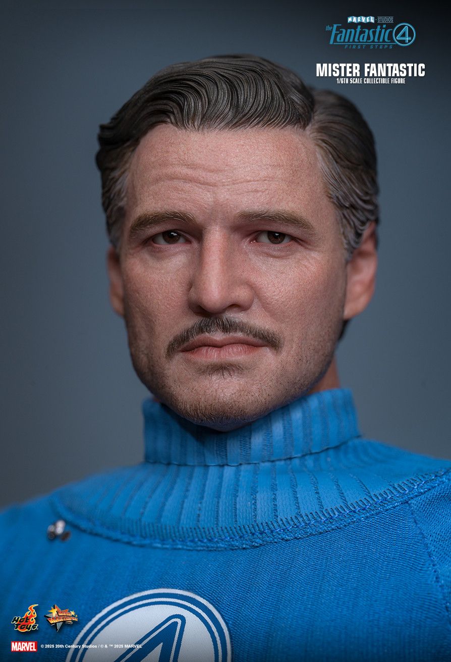 Hot Toys MMS821B - Marvel Comics - The Fantastic Four : First Steps - Mister Fantastic 【Pre-Order】