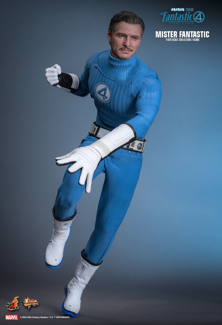 Hot Toys MMS821B - Marvel Comics - The Fantastic Four : First Steps - Mister Fantastic 【Pre-Order】