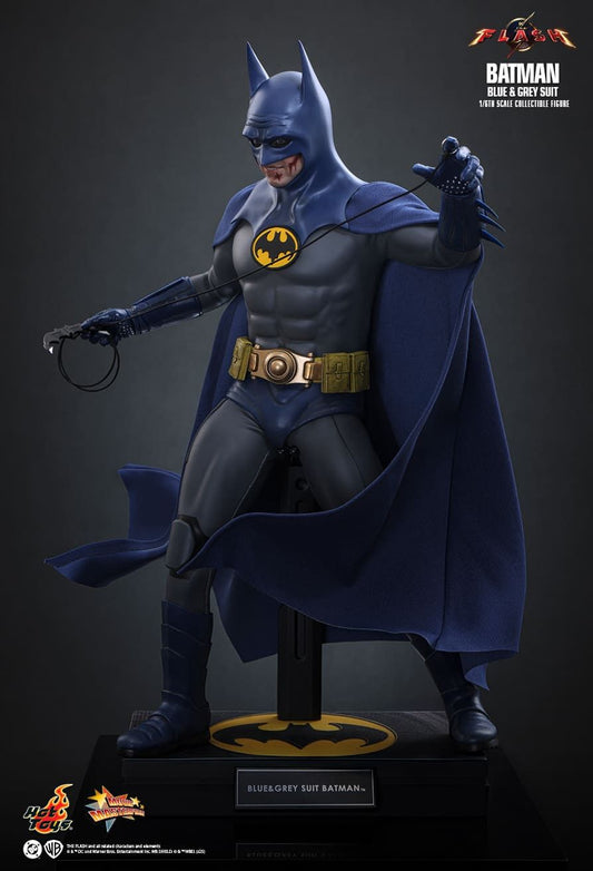 Hot Toys MMS834 - DC Comics - The Flash - Batman Blue & Grey Suit【Pre-Order】