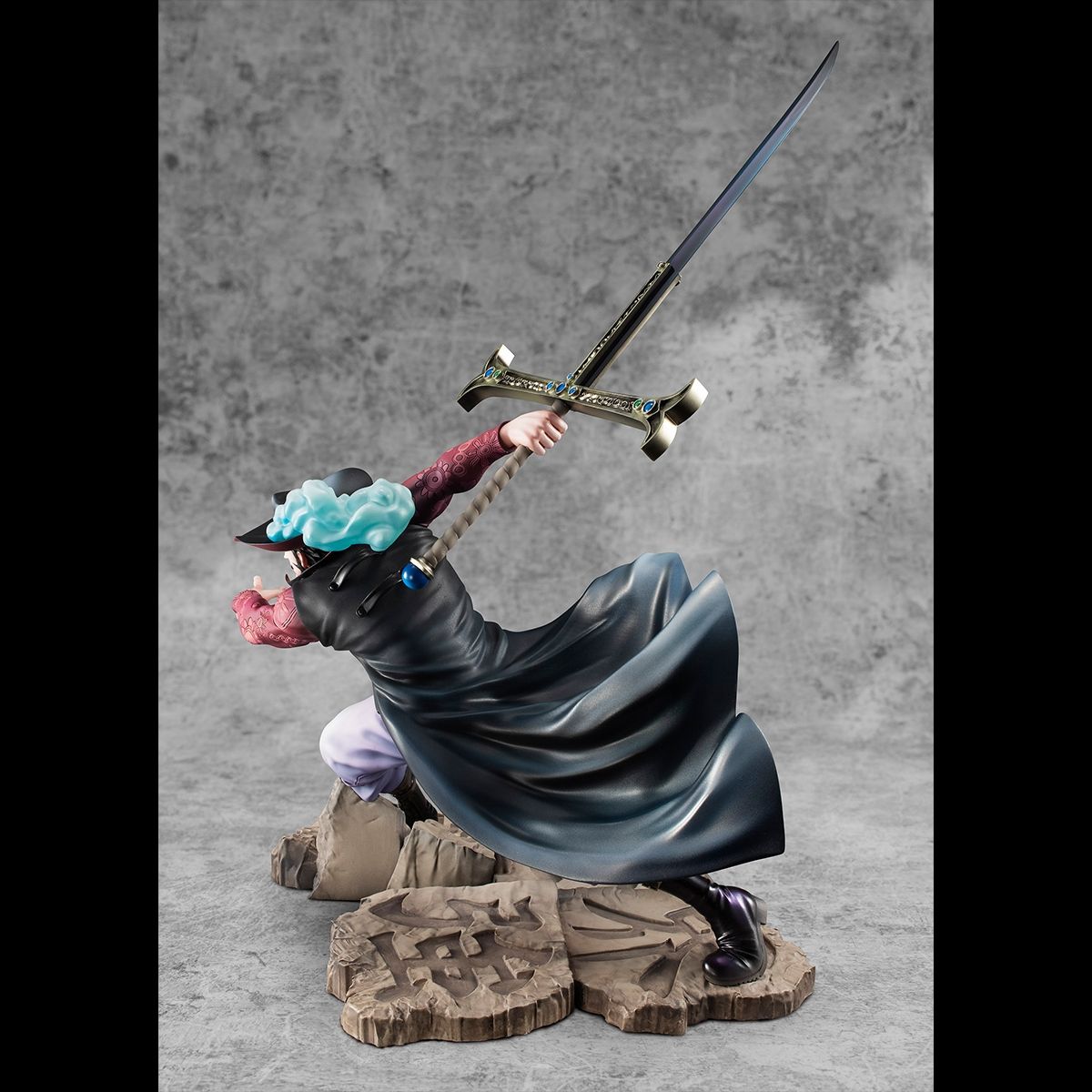 Megahouse - One Piece - Portrait of Pirates Neo-Maximum Dracule Mihawk