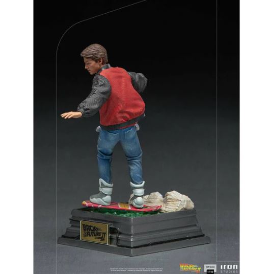 Iron Studios - Back To The Future - Marty McFly on Hoverboard