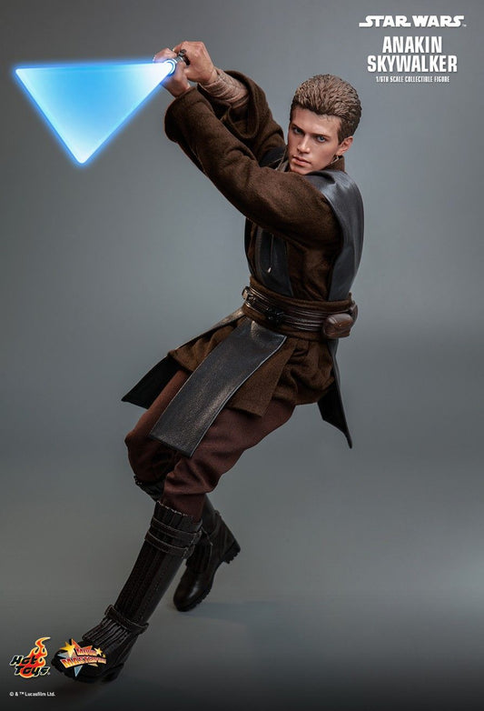 Hot Toys MMS677 - Star Wars II : Attack Of The Clones -Anakin Skywalker