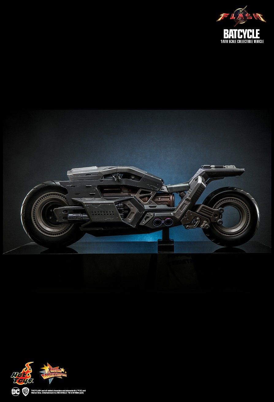 Hot Toys MMS704 - DC Comics - The Flash - Batcycle【Pre-Order】