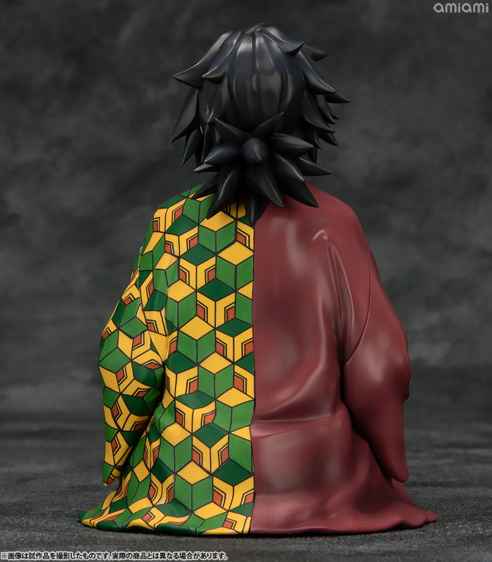 Megahouse - G.E.M. Series: Demon Slayer: Kimetsu no Yaiba - Palm-sized Giyu-san