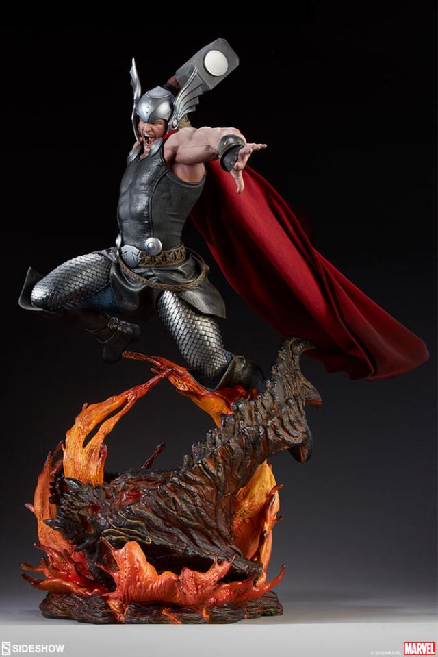 Sideshow 300673 - Marvel Comics - Thor