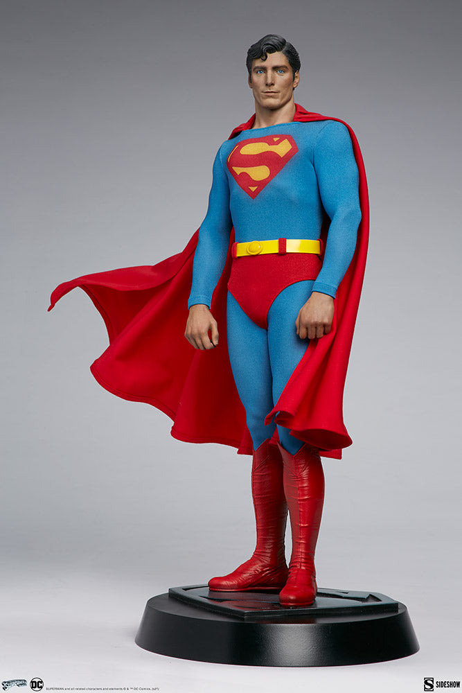 Sideshow 300759 - DC Comics - Superman