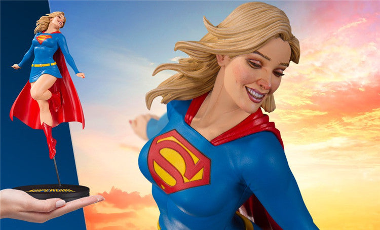 Sideshow 905266  - DC Comics - SuperGirl