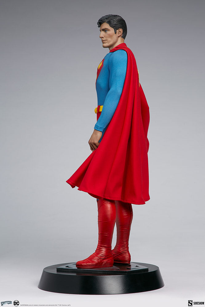 Sideshow 300759 - DC Comics - Superman