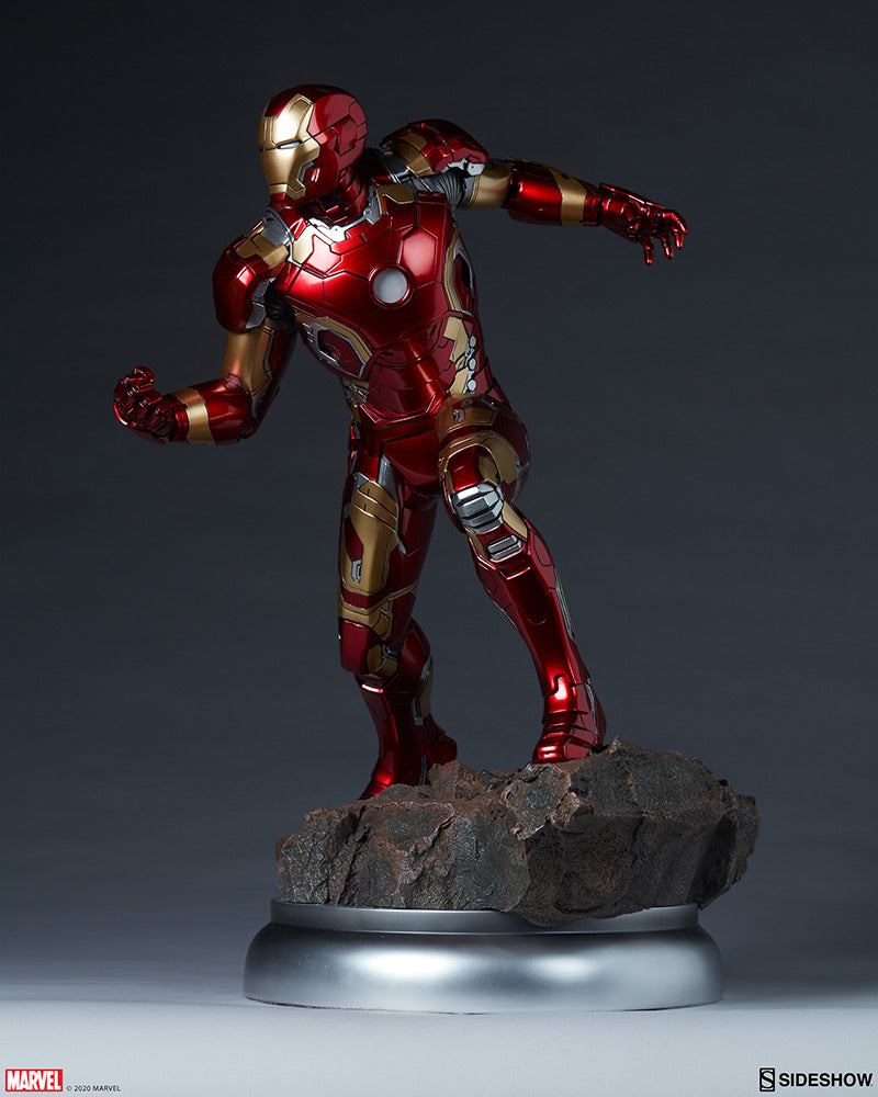 Sideshow 3003532 - Marvel Comics - Iron Man Mark XLIII