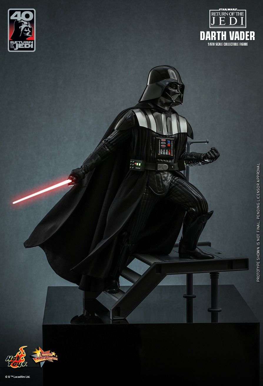 Hot Toys MMS699 - Star Wars VI : Return Of The Jedi - Darth Vader Standard Version