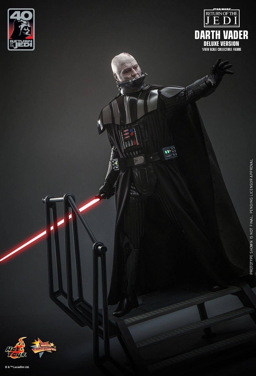 Hot Toys MMS700 - Star Wars VI : Return Of The Jedi - Darth Vader Deluxe Version