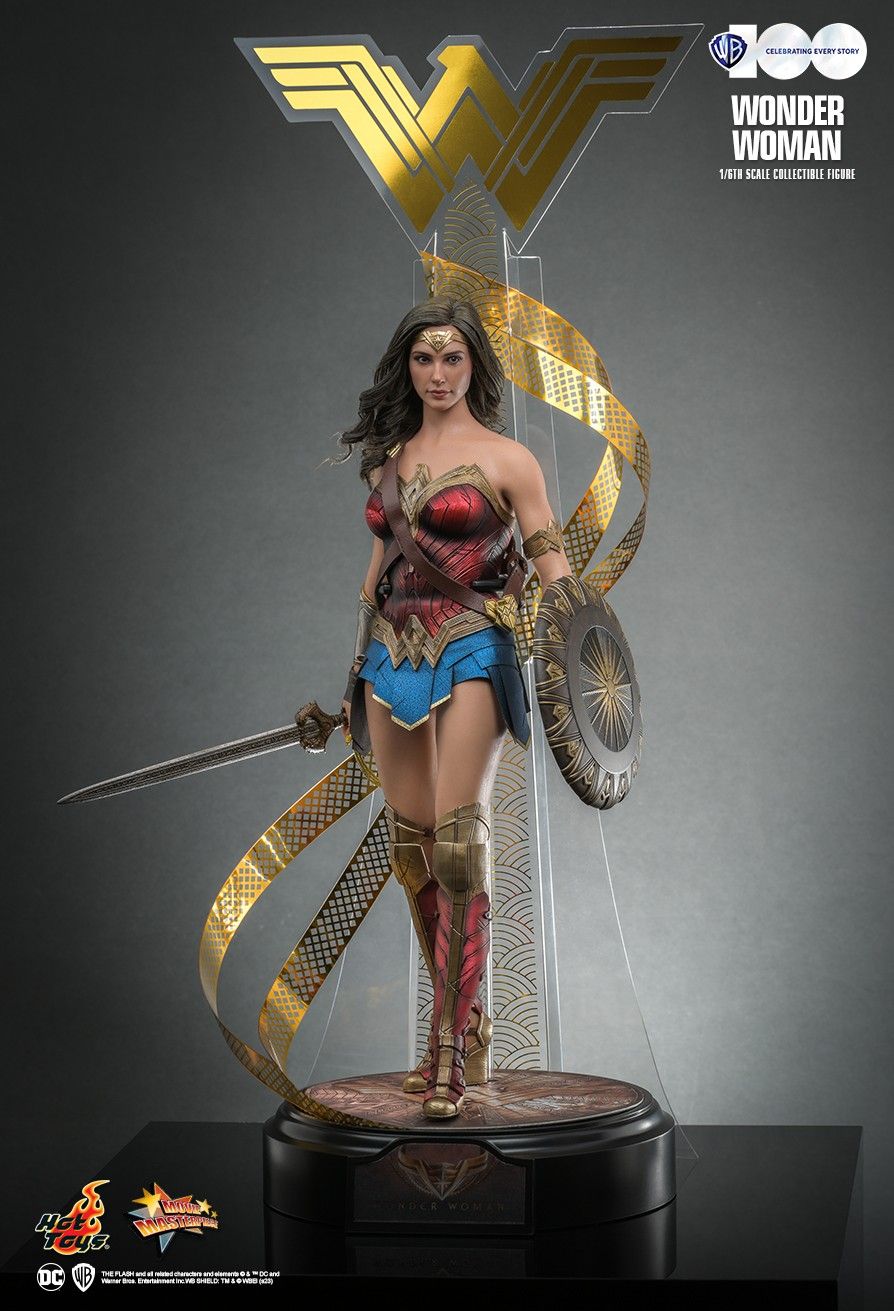 Hot Toys MMS698 - DC Comics - WB 100 - Wonder Woman