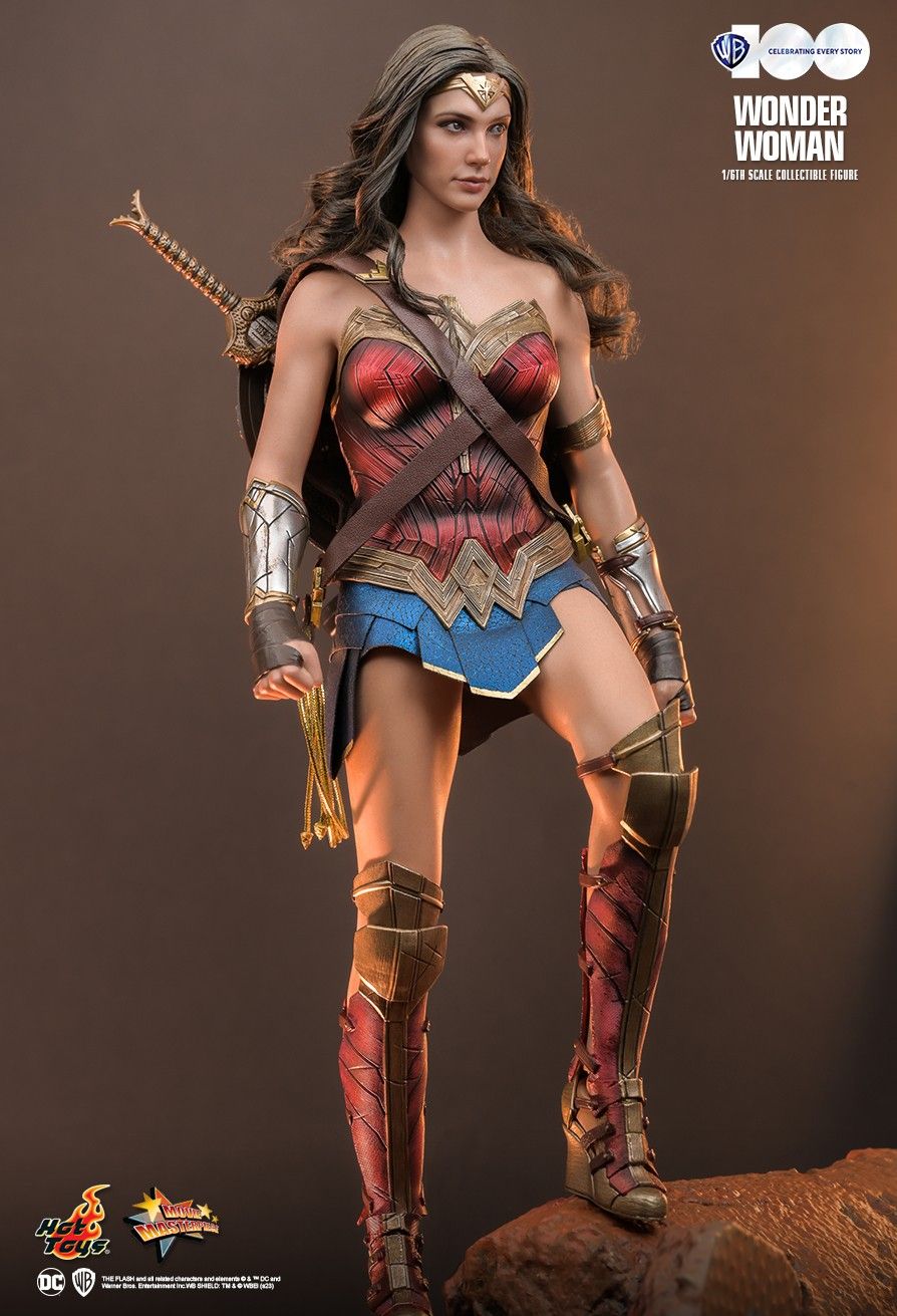 Hot Toys MMS698 - DC Comics - WB 100 - Wonder Woman