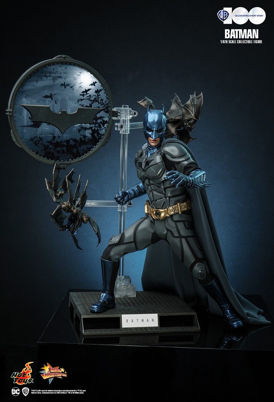 Hot Toys MMS697 - DC Comics - WB 100 - Batman