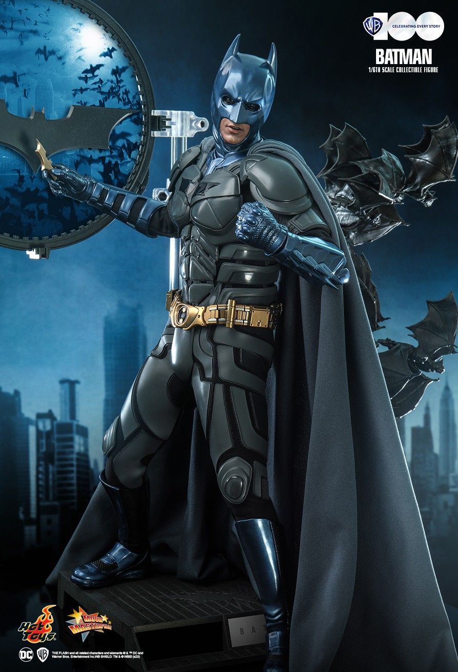 Hot Toys MMS697 - DC Comics - WB 100 - Batman