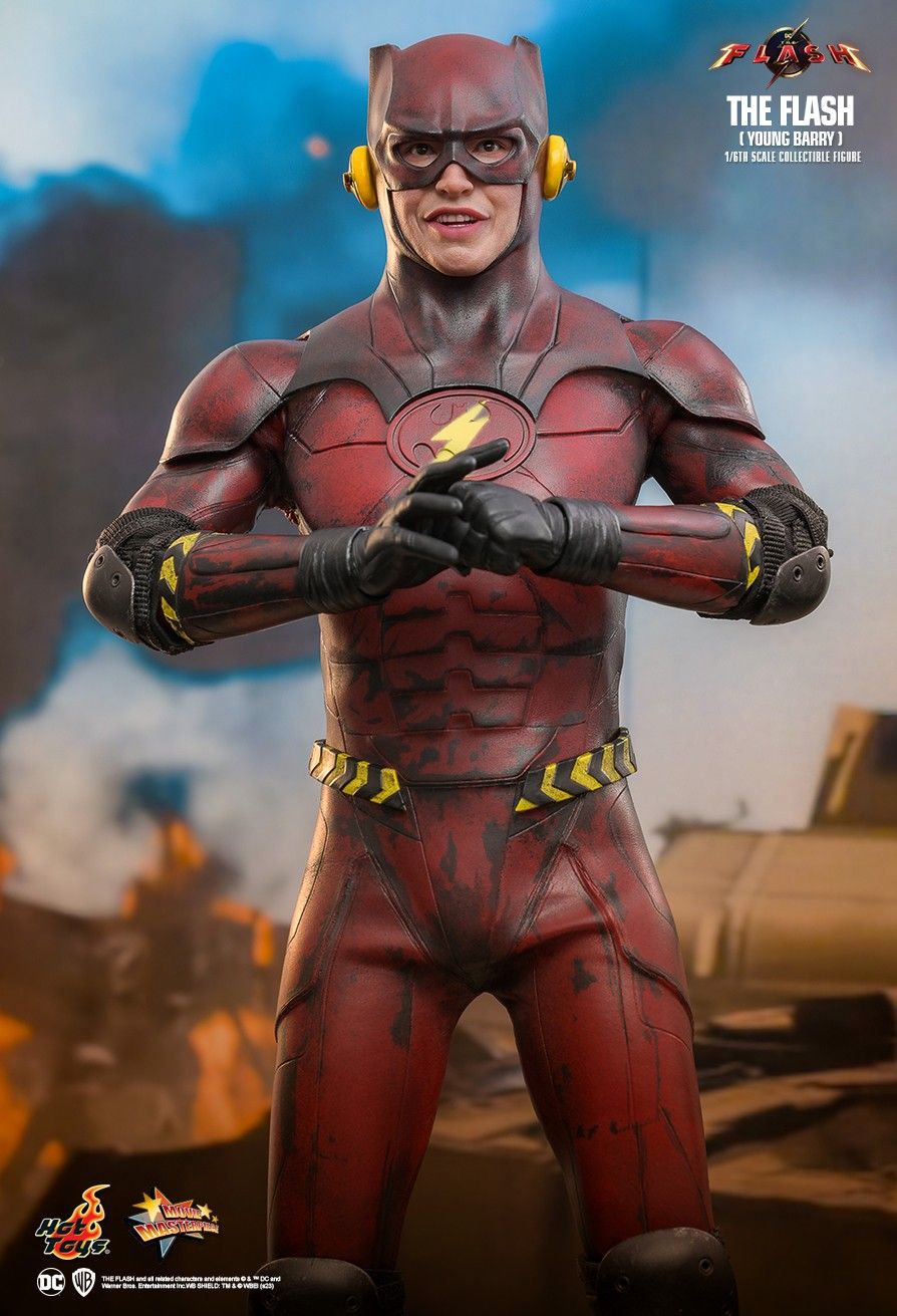 Hot Toys MMS723 - DC Comics - The Flash - The Flash Young Barry Standard Version【Pre-Order】