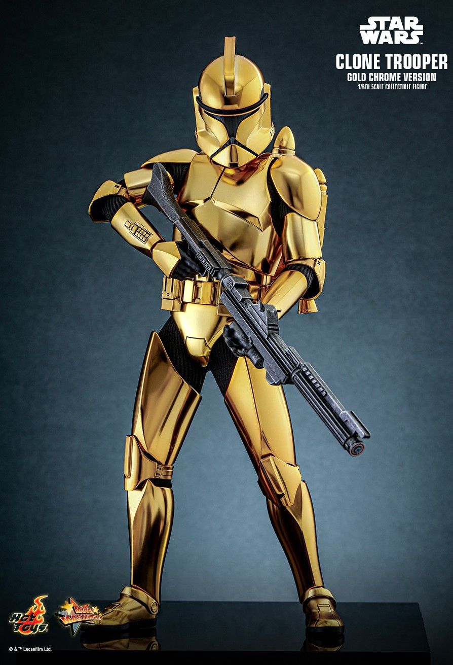 Hot Toys MMS735 - Star Wars - Clone Trooper Gold Chrome Version