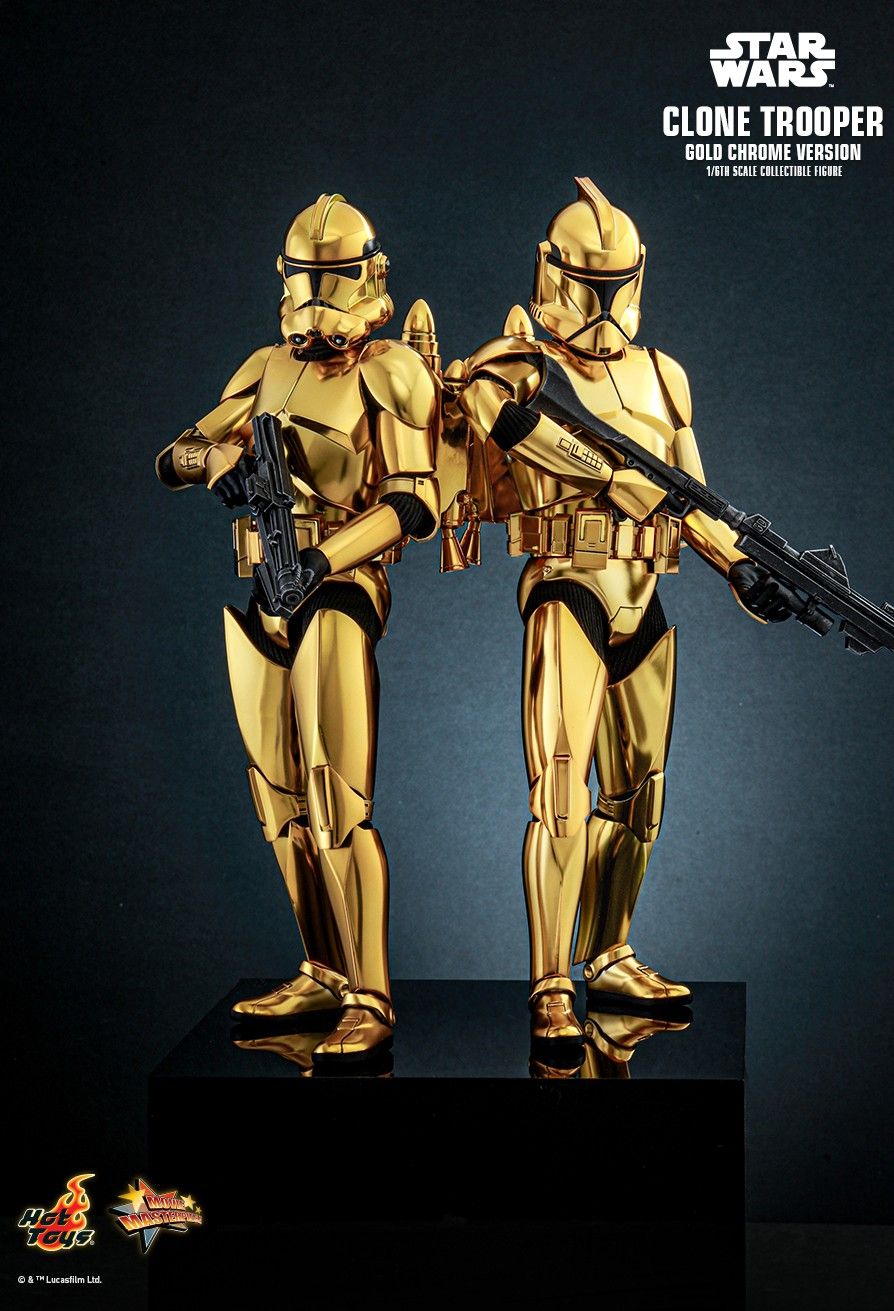 Hot Toys MMS735 - Star Wars - Clone Trooper Gold Chrome Version