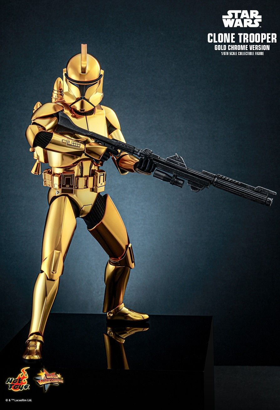 Hot Toys MMS735 - Star Wars - Clone Trooper Gold Chrome Version