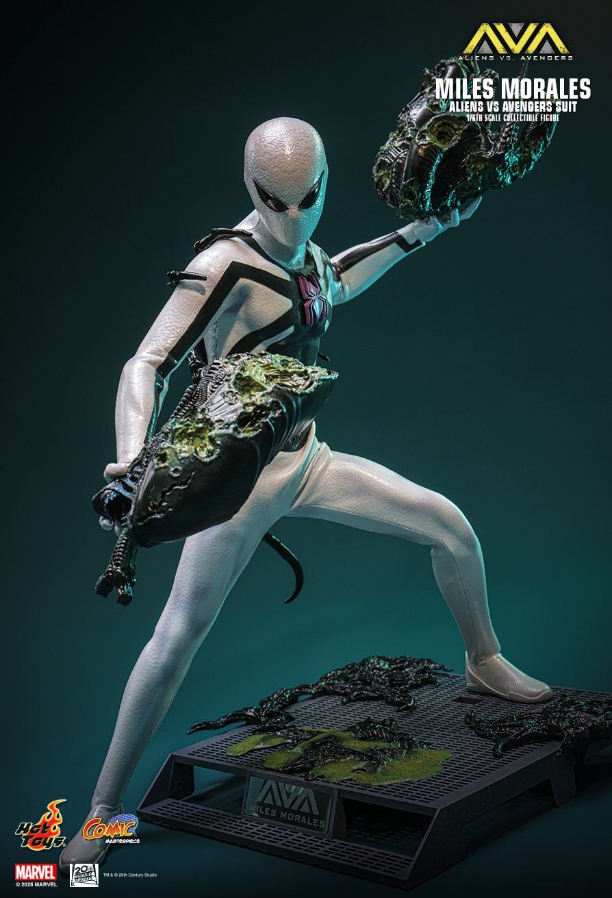 Hot Toys CMS027 - Marvel Comics - Alien Vs. Avengers - Miles Morales Alien Vs. Avengers Suit