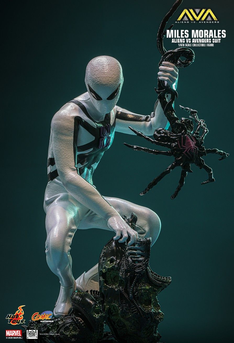 Hot Toys CMS027 - Marvel Comics - Alien Vs. Avengers - Miles Morales Alien Vs. Avengers Suit