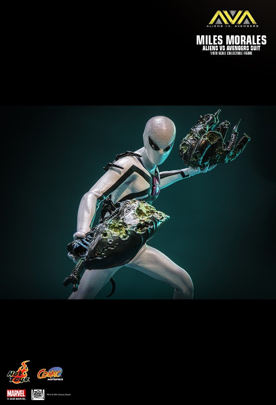 Hot Toys CMS027 - Marvel Comics - Alien Vs. Avengers - Miles Morales Alien Vs. Avengers Suit