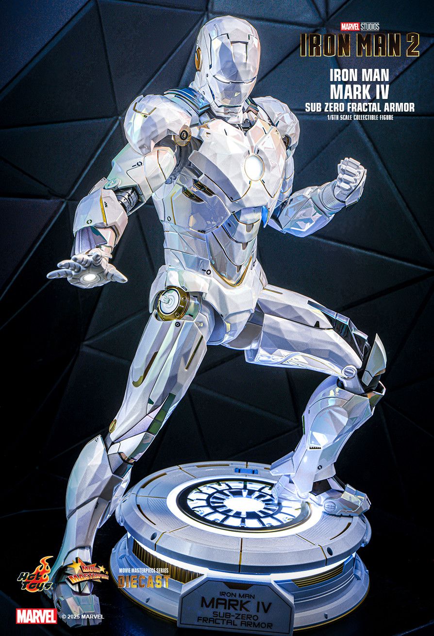 Hot Toys MMS830D76 - Marvel Comics - Iron Man 2 - Iron Man Mark IV Sub Zero Fractal Armor