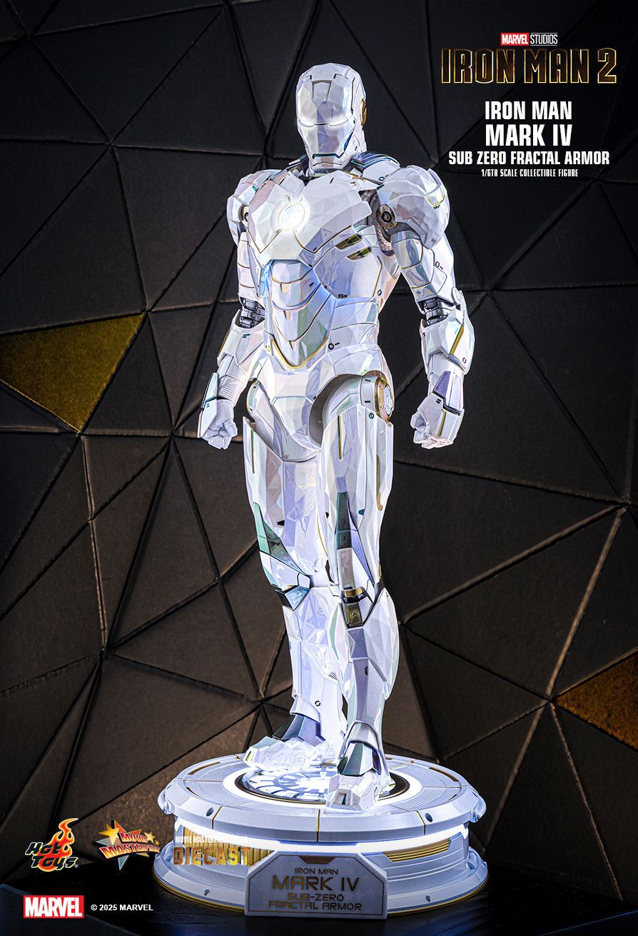 Hot Toys MMS830D76 - Marvel Comics - Iron Man 2 - Iron Man Mark IV Sub Zero Fractal Armor