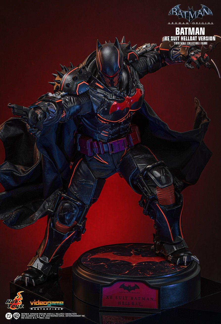 Hot Toys VGM73 - Batman: Arkham Origins - Batman XE Suit Hellbat Version