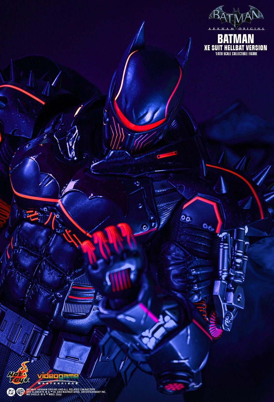 Hot Toys VGM73 - Batman: Arkham Origins - Batman XE Suit Hellbat Version