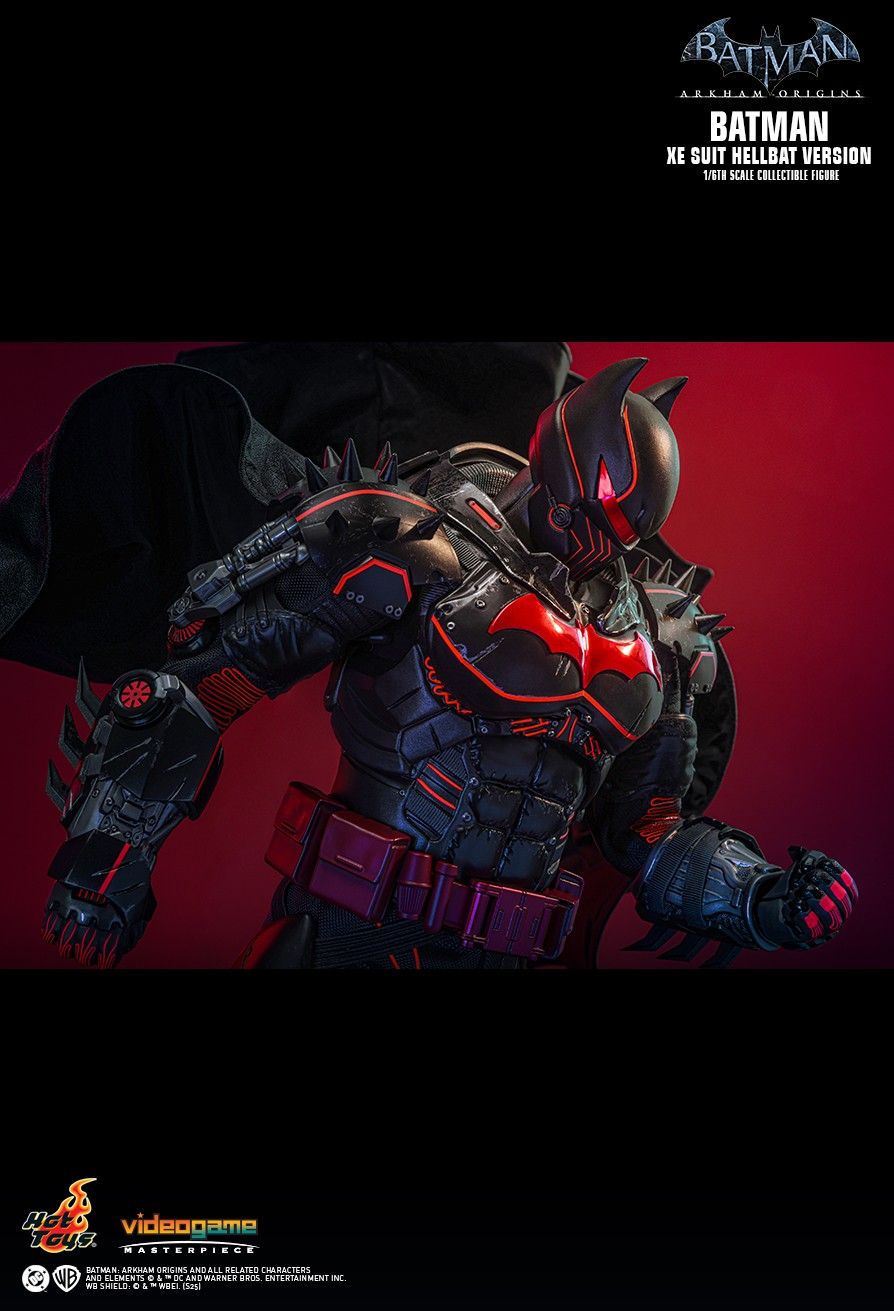 Hot Toys VGM73 - Batman: Arkham Origins - Batman XE Suit Hellbat Version