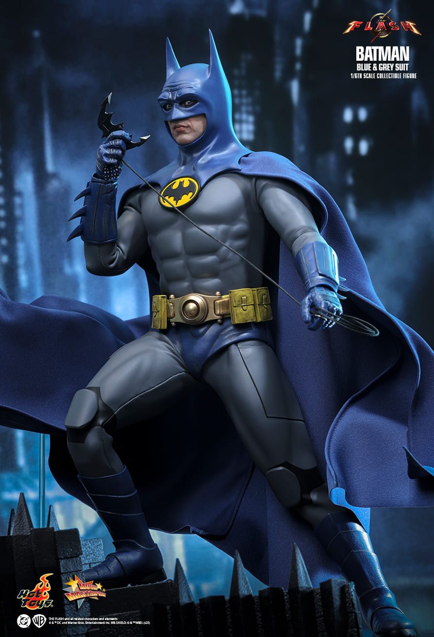 Hot Toys MMS834 - DC Comics - The Flash - Batman Blue & Grey Suit【Pre-Order】