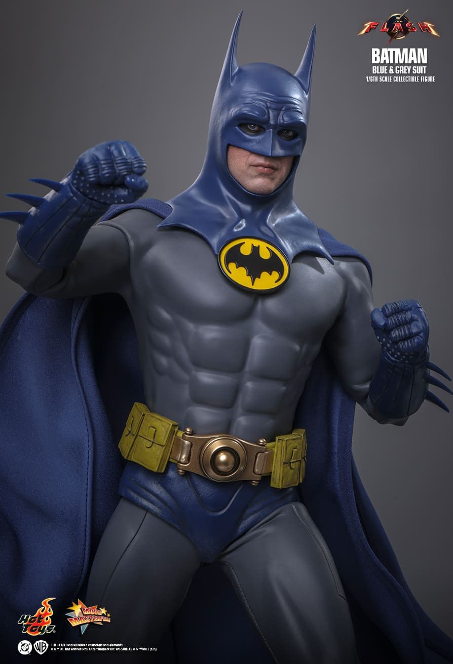 Hot Toys MMS834 - DC Comics - The Flash - Batman Blue & Grey Suit【Pre-Order】