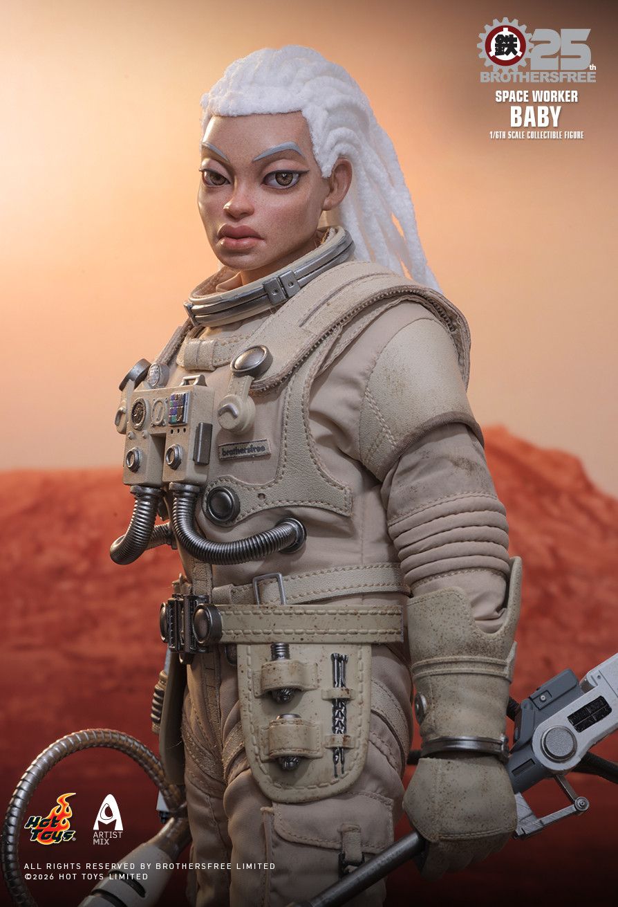 Hot Toys AMC040 - Brothersfree X Hot Toys - Space Worker Baby 【Pre-Order】