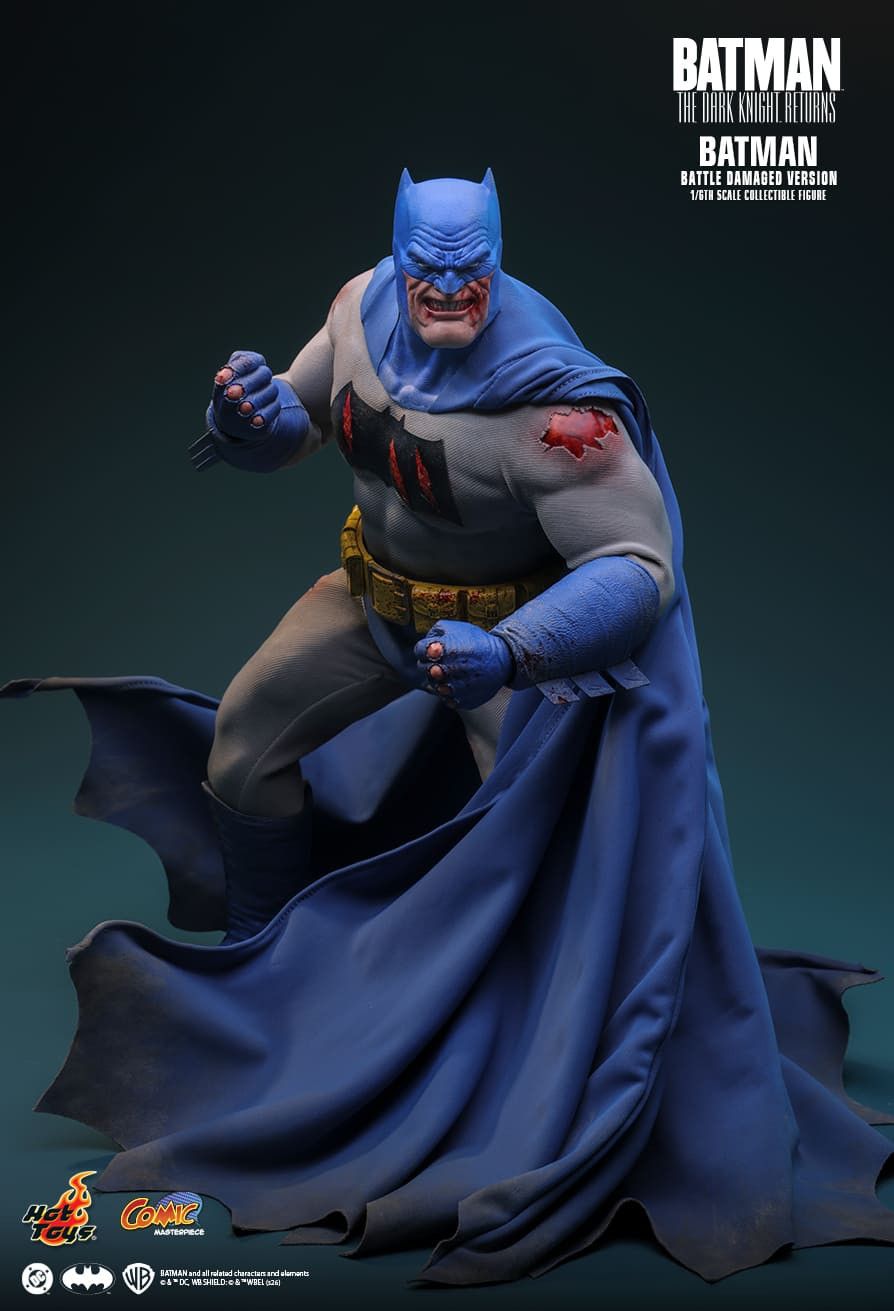 Hot Toys CMS031 - DC Comics - Batman : The Dark Knight Returns - Batman Battle Damaged Version【Pre-Order】
