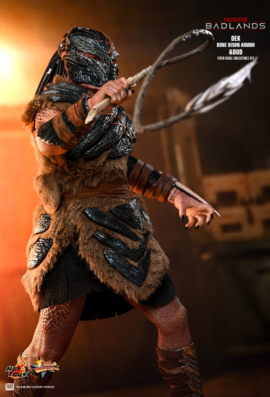 Hot Toys MMS873 - Predator : Badlands - Dek Bone Bison Armor & Bud【Pre-Order】