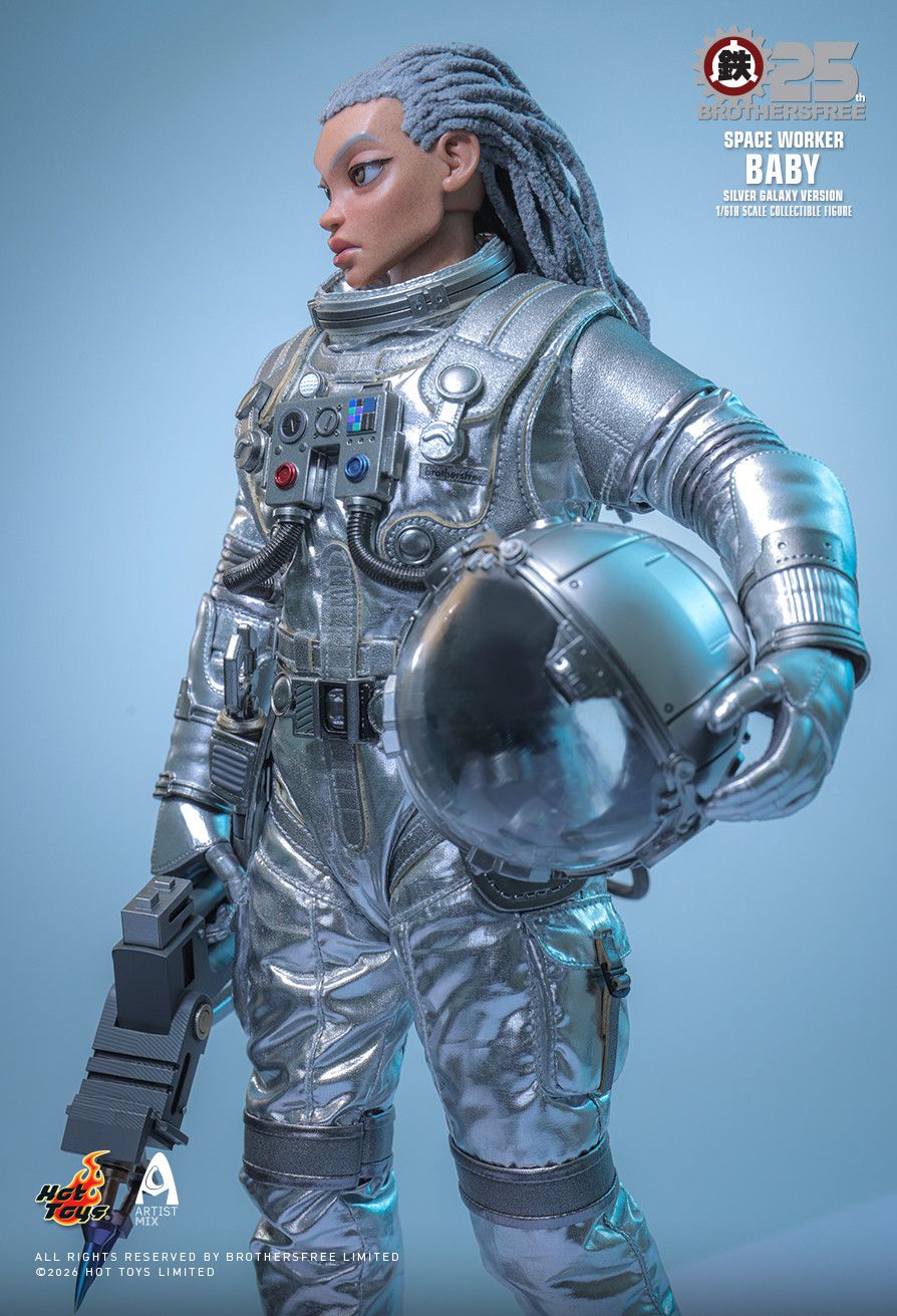 Hot Toys AMC041 - Brothersfree X Hot Toys - Space Worker Baby Silver Galaxy【Pre-Order】