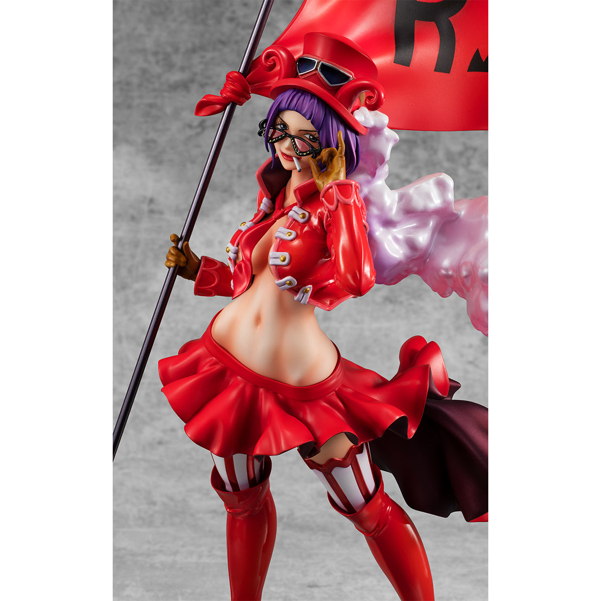 Megahouse - Portrait.Of.Pirates: ONE PIECE "LIMITED EDITION” - Commander of the "East Army" Revolutionary Army Belo Betty