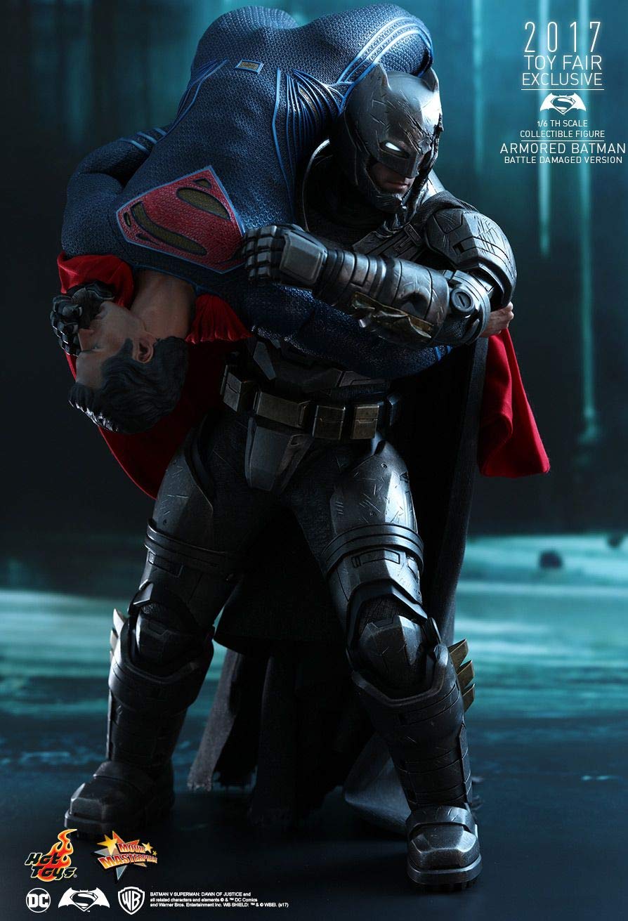 Hot Toys MMS417 - DC Comics - Batman Vs Superman : Dawn Of Justice - Armored Batman Battle Damaged Version