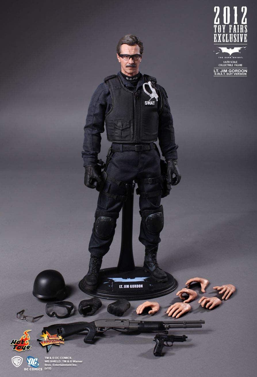 Hot Toys MMS182 - DC Comics - The Dark Knight - LT. Jim Gordon S.W.A.T. Suit Version