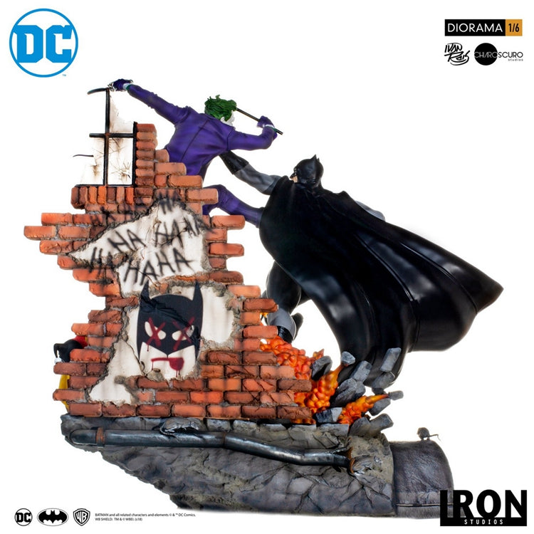 Iron Studios DCCDCG17519-16 - DC Comics - Batman Vs Joker