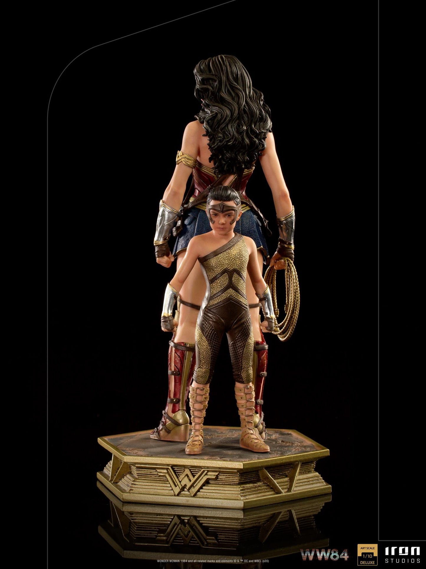 Iron Studios DCCW8433120-10 - DC Comics - Wonder Woman 1984 - Wonder Woman & Young Diana