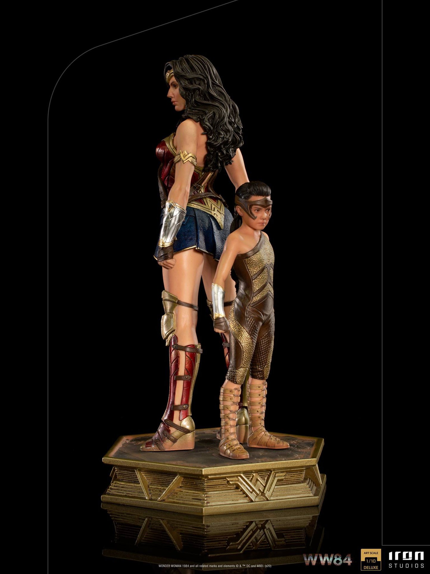 Iron Studios DCCW8433120-10 - DC Comics - Wonder Woman 1984 - Wonder Woman & Young Diana