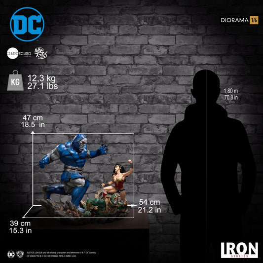 Iron Studios DCCDCG30120-16 - DC Comics - Darkseid Vs Wonder Woman