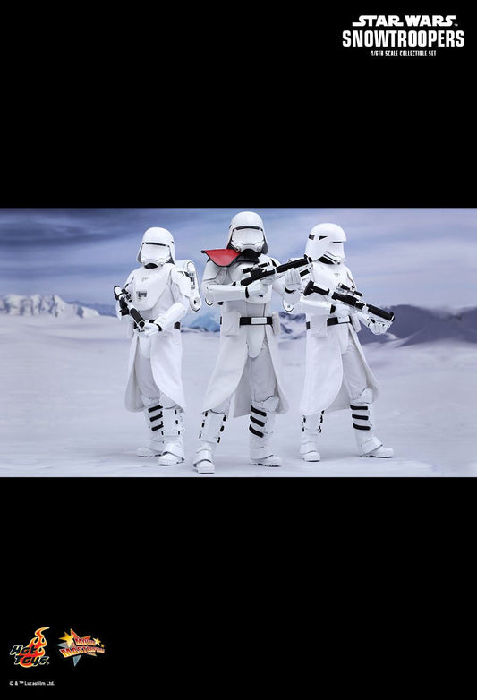 Hot Toys MMS323 - Star Wars : The Force Awakens - First Order Snowtroopers Officier And First Order Snowtroopers