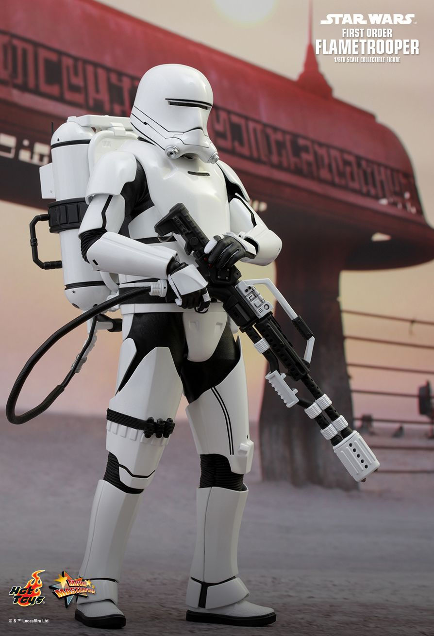 Hot Toys MMS326 - Star Wars : The Force Awakens - First Order Flametrooper