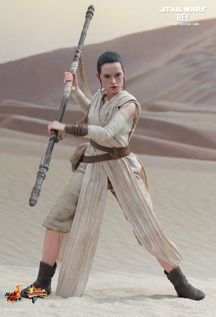 Hot Toys MMS336 - Star Wars : The Force Awakens - Rey